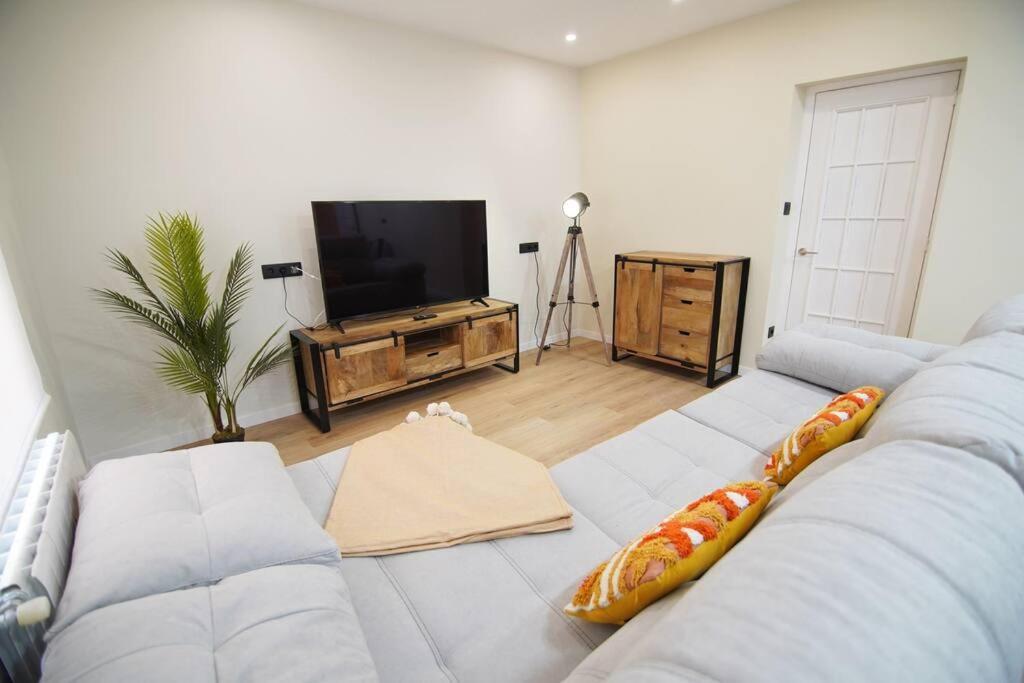 Apartamentos 2K - Apartamento En Muelle Olabeaga Bilbao Dış mekan fotoğraf