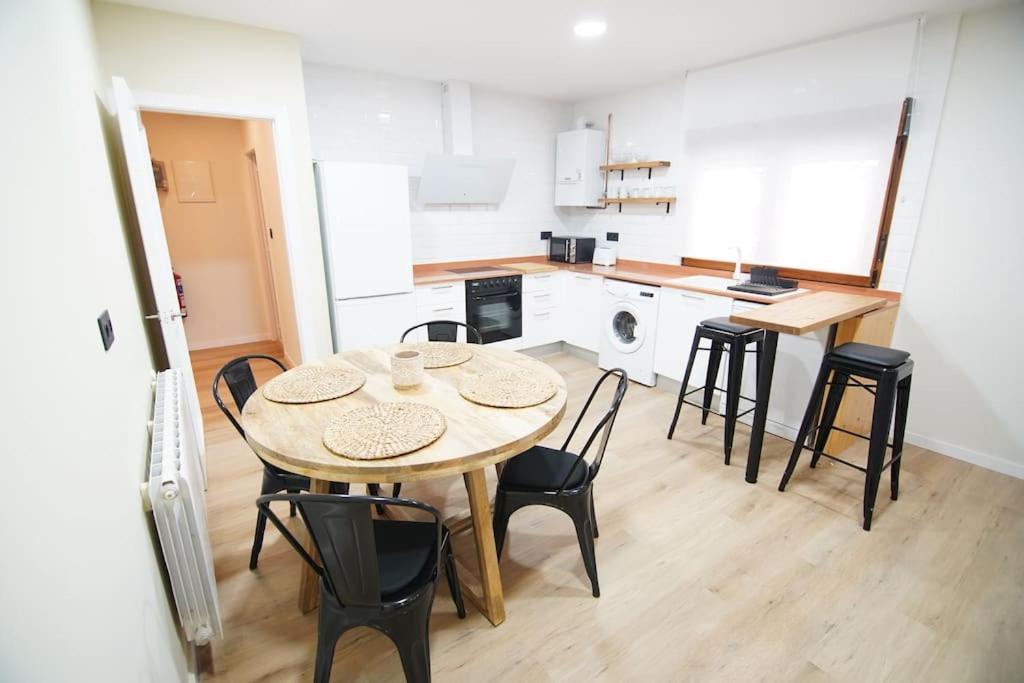 Apartamentos 2K - Apartamento En Muelle Olabeaga Bilbao Dış mekan fotoğraf